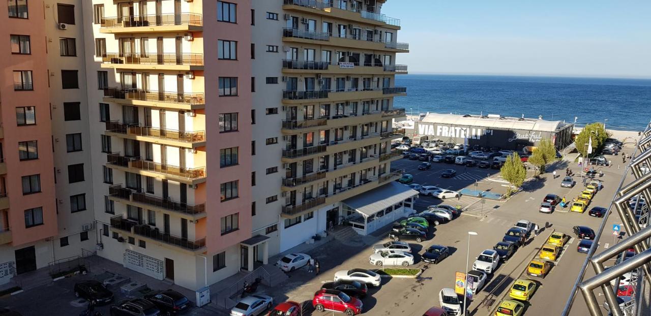 Summerland Beach&Sun Apartments Mamaia Exterior foto